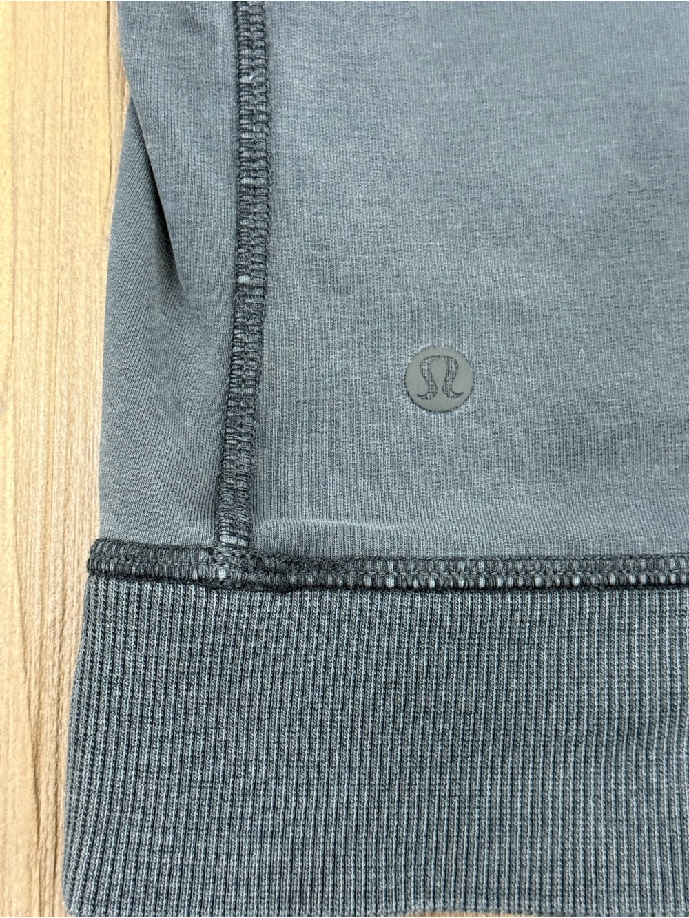 Lululemon Loop Back Crew - Picture 5 of 5
